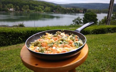 Lazacos, spenótos tészta kis csavarral